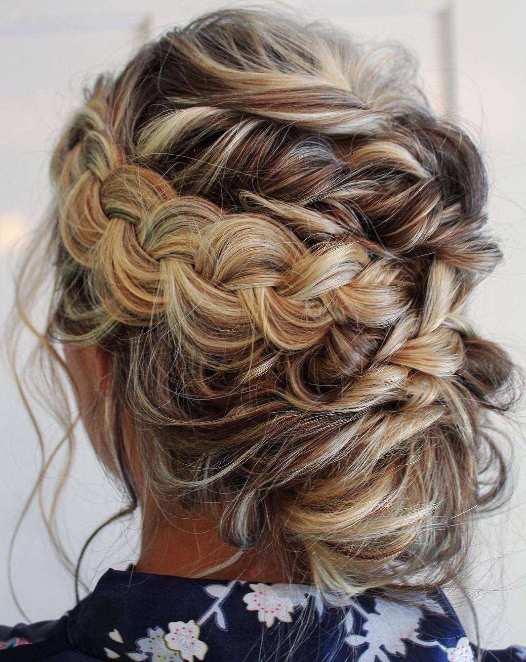 30 Fresh Ideas On Updos For Long Hair You’ll Want To Copy - Womanstrong