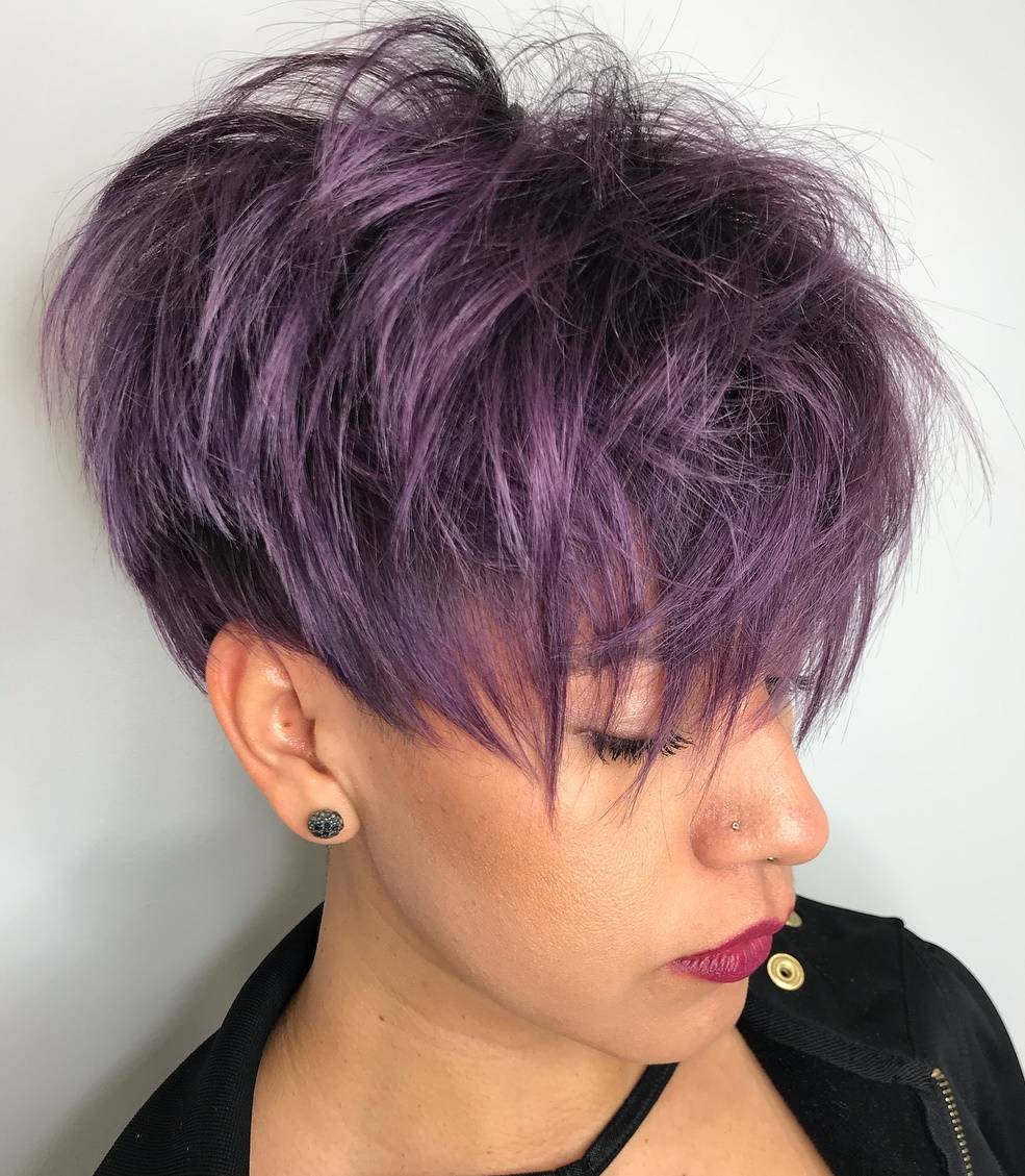 35 Captivating Short Hairstyles for Thick Hair You’ll Want to Don in 2021