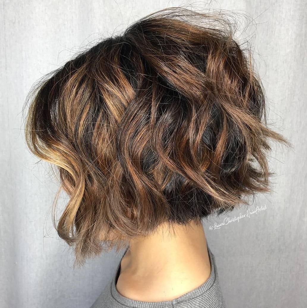 35 Captivating Short Hairstyles for Thick Hair You’ll Want to Don in 2021