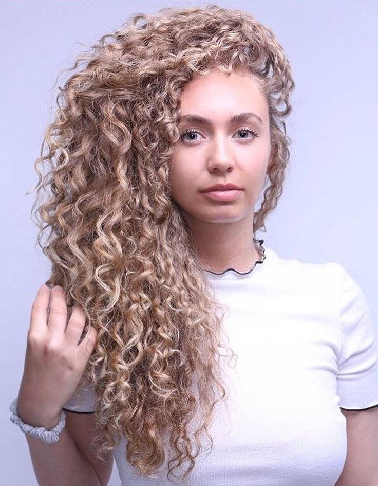 35 Cool Perm Hair Ideas Everyone Will Be Obsessed With in 2021