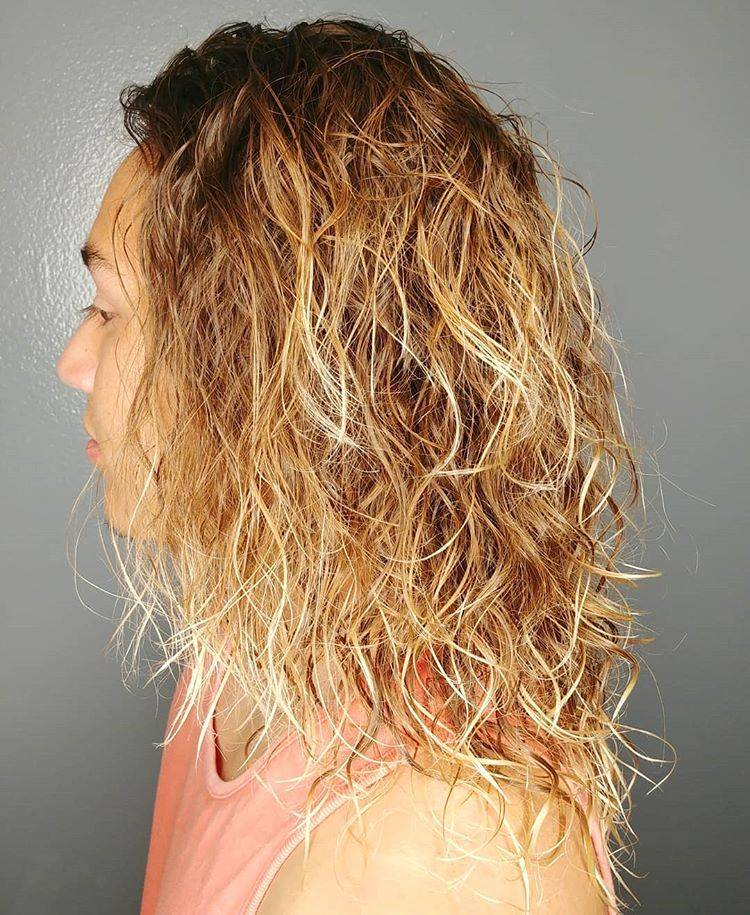 35 Cool Perm Hair Ideas Everyone Will Be Obsessed With in 2021