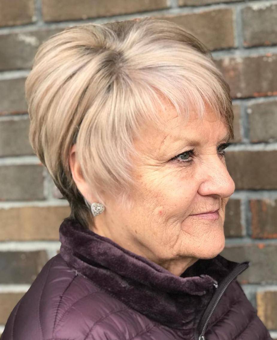 50 Short Hairstyles and Haircuts for Women over 50 to Sport in 2021