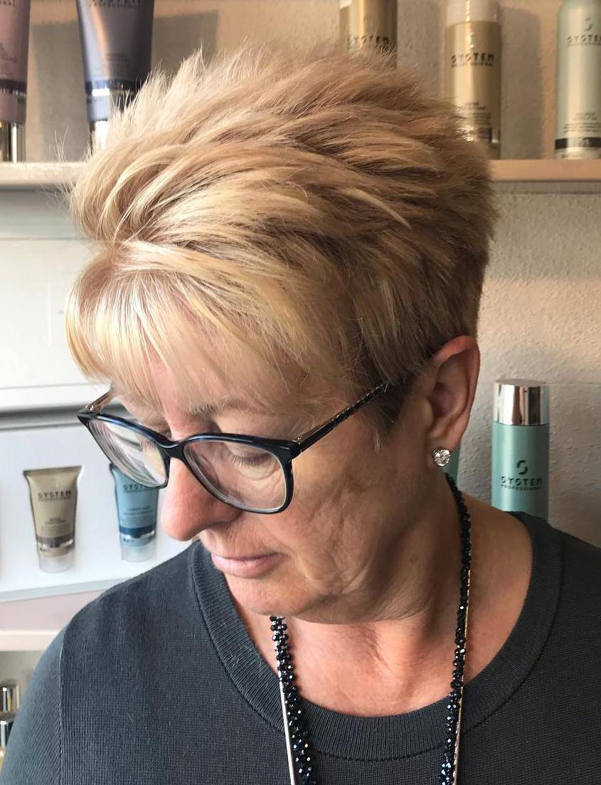60 Hottest Hairstyles and Haircuts for Women Over 60 to Sport in 2021