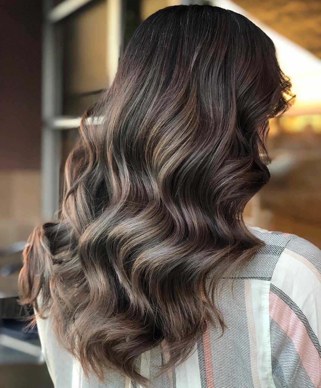 30 Hottest Trends for Brown Hair with Highlights to Nail in 2021