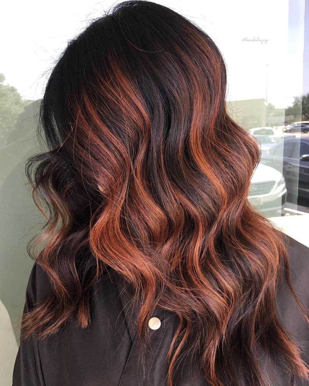 30 Hottest Trends for Brown Hair with Highlights to Nail in 2021