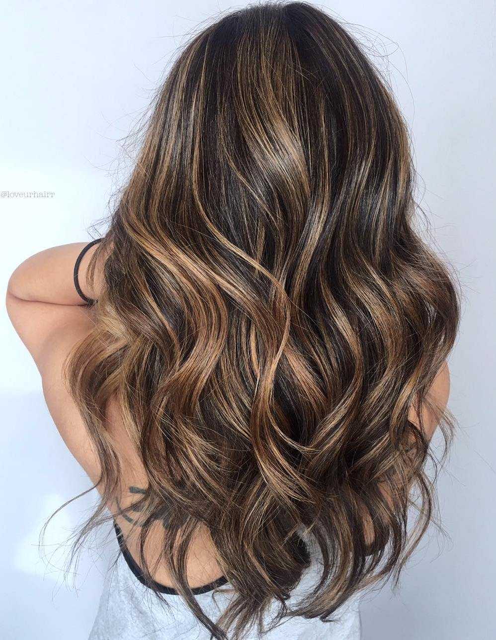 30 Hottest Trends for Brown Hair with Highlights to Nail in 2021